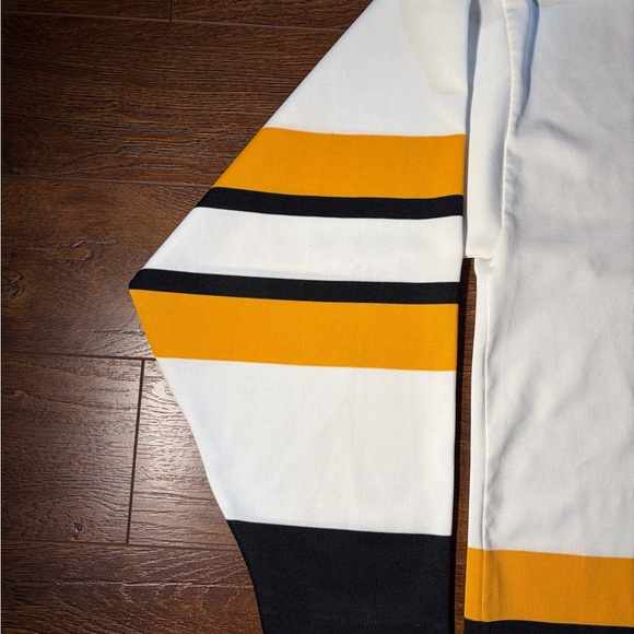 1970s Boston Bruins Jersey - Picture 6 of 8